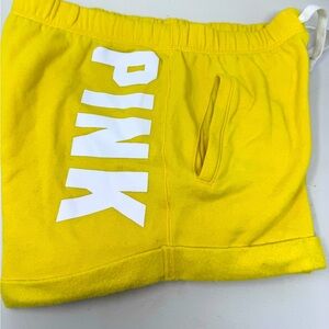 PINK shorts - Size M